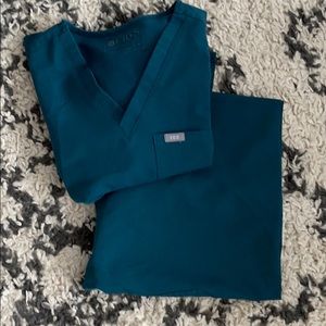 Figs classic top and Livingston pant in Caribbean